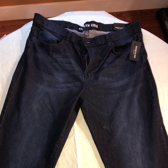 Brand new Kenneth Cole relaxed jeans - Picture 1 of 3